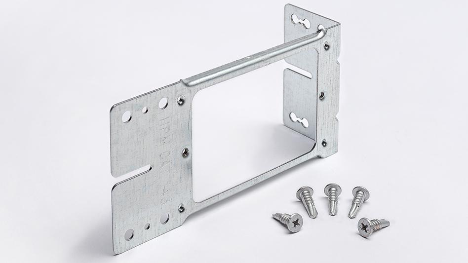 Stud bracket